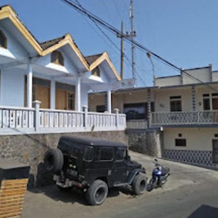 Ambar Tosari Homestay At Desa Wisata Bromo Pasuruan Exteriör bild