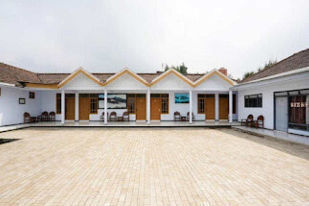 Ambar Tosari Homestay At Desa Wisata Bromo Pasuruan Exteriör bild